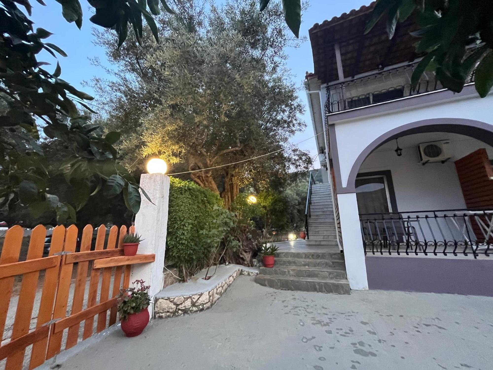 Nikos Studios Keri Ngoại thất bức ảnh